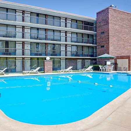 Americas Best Value Inn Reno Exterior foto