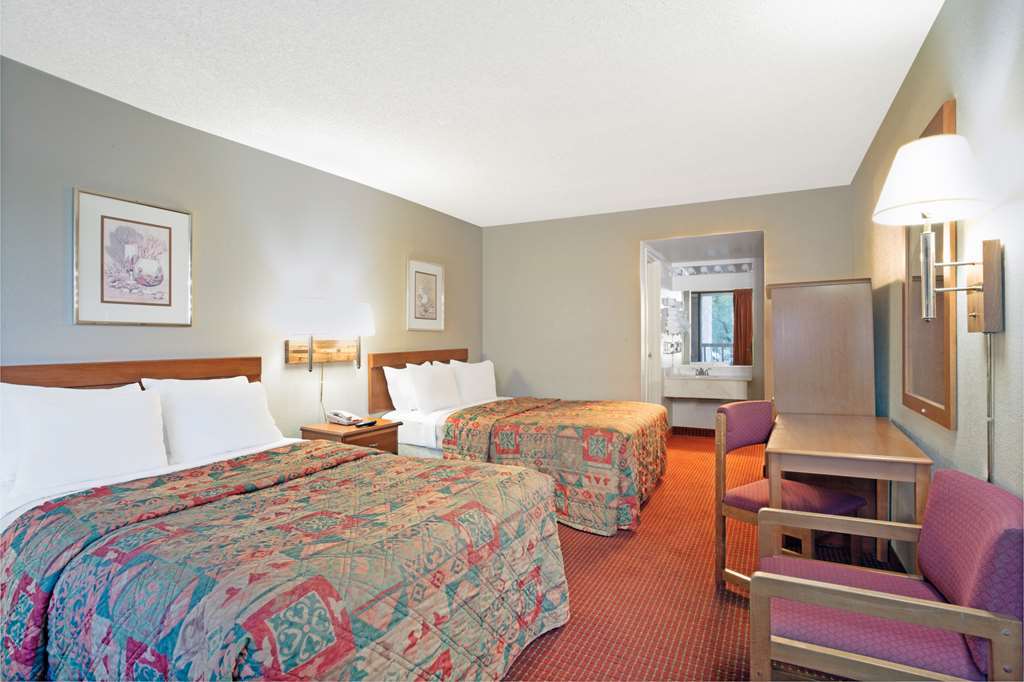Americas Best Value Inn Reno Habitación foto